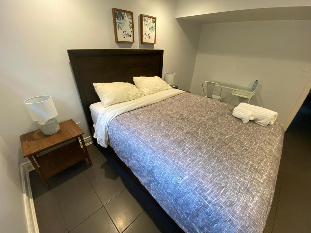 Yonge And Finch Subway !S Spacious And Modern Private Bd With Shared Bathroom Toronto Eksteriør billede