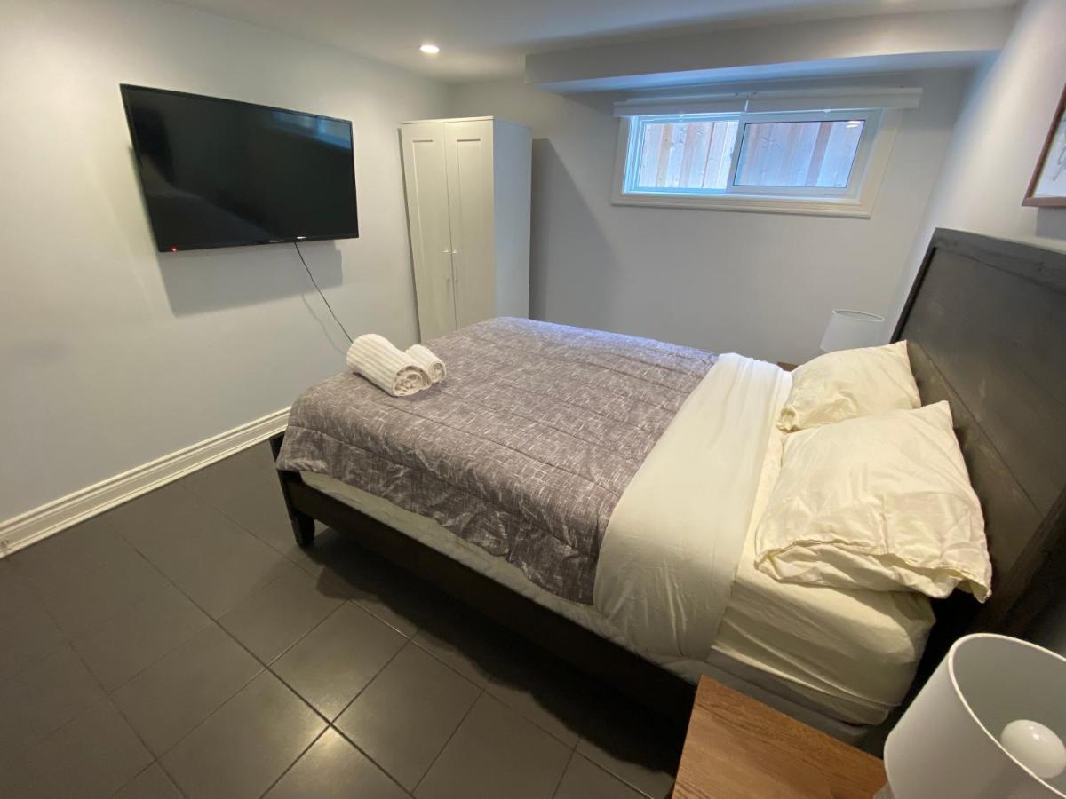 Yonge And Finch Subway !S Spacious And Modern Private Bd With Shared Bathroom Toronto Eksteriør billede